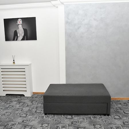 Apartament Luxury - Promenada Mall Крайова Екстериор снимка