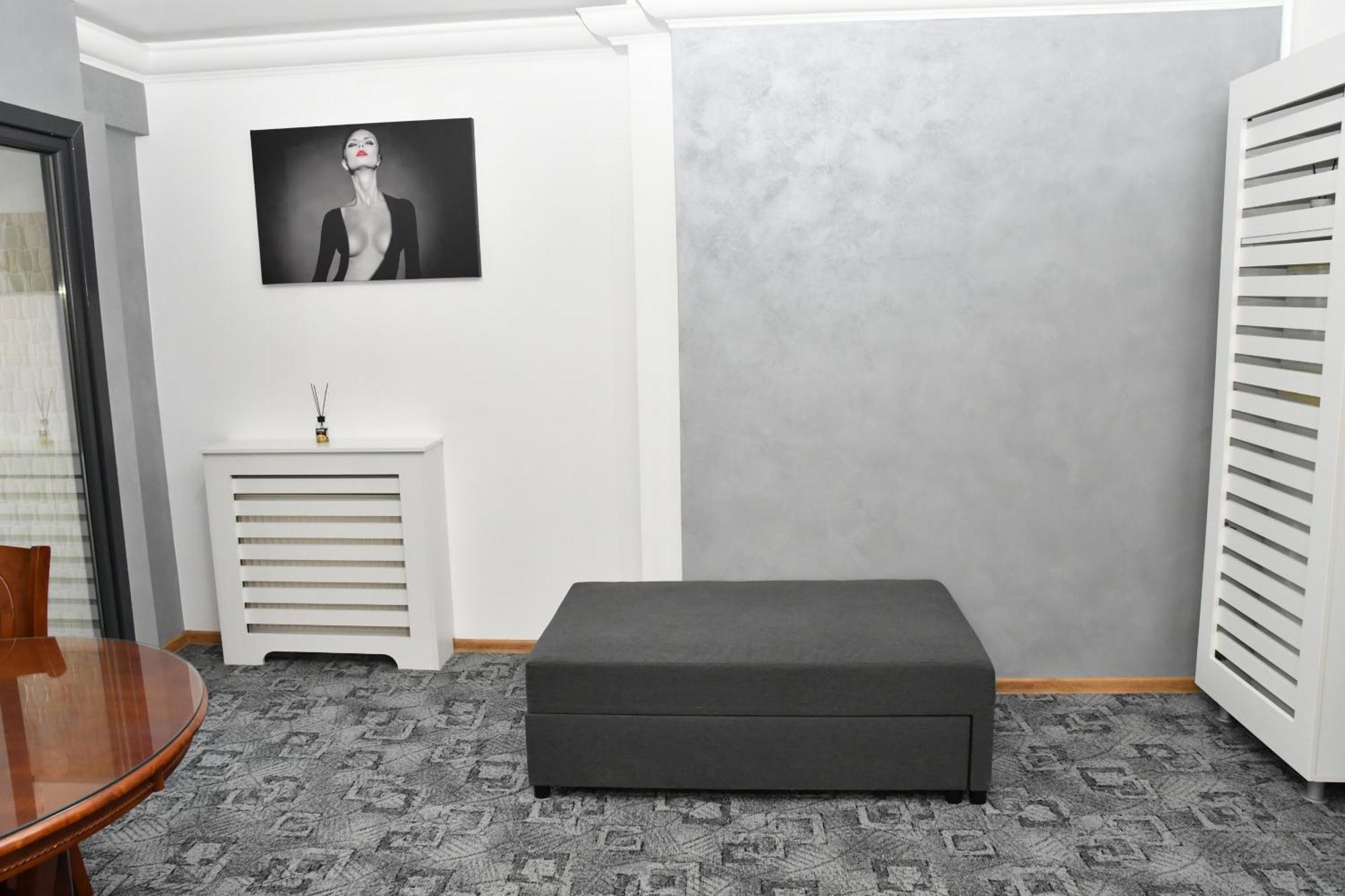 Apartament Luxury - Promenada Mall Крайова Екстериор снимка
